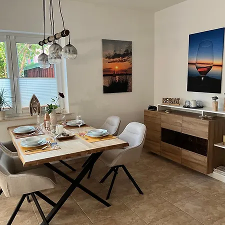 Heimathafen Apartman *